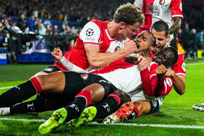 他在不同主 他在不同主