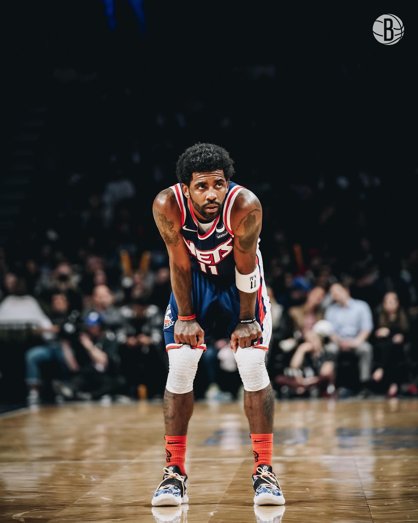 稳定肘区与 稳定肘区与