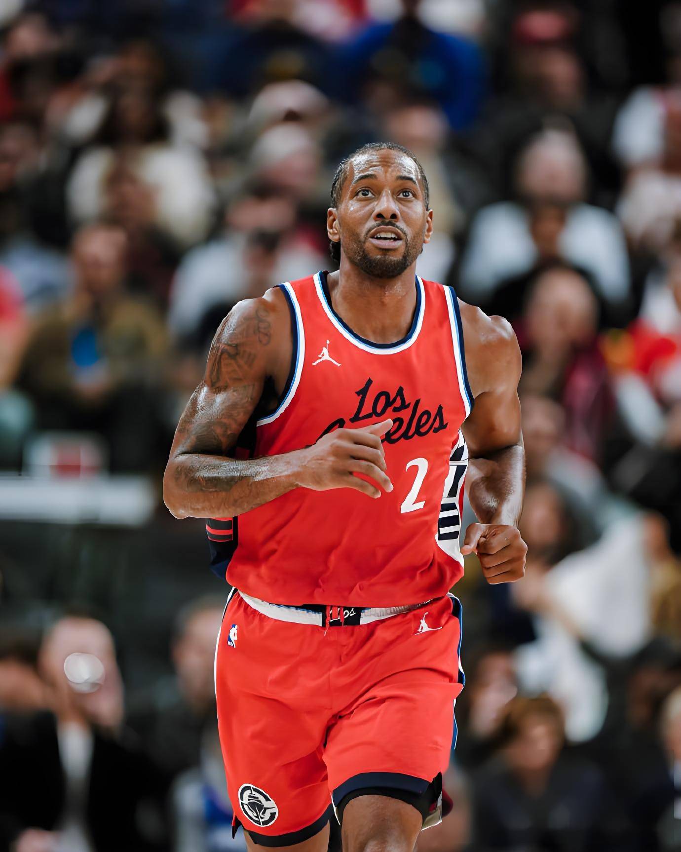 是否被推搡 是否被推搡